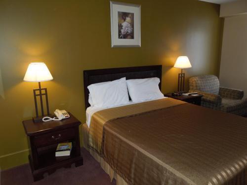 Hilltop Inn Pittsburgh Crafton Eksteriør bilde