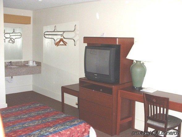 Hilltop Inn Pittsburgh Crafton Rom bilde
