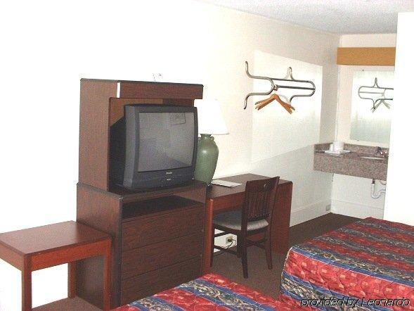 Hilltop Inn Pittsburgh Crafton Rom bilde