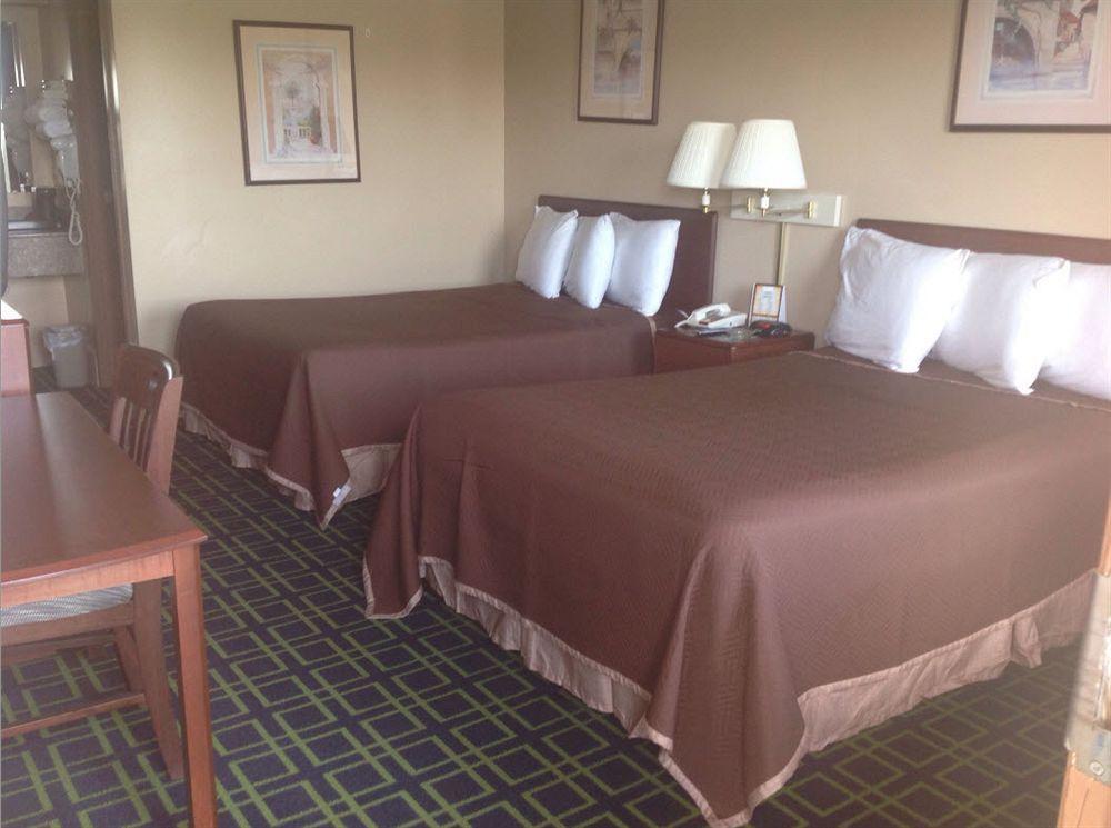 Hilltop Inn Pittsburgh Crafton Eksteriør bilde